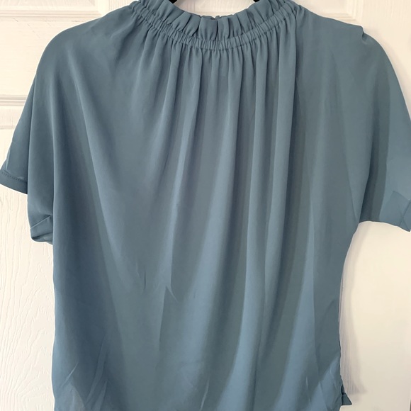 Prologue blouse - Picture 1 of 3